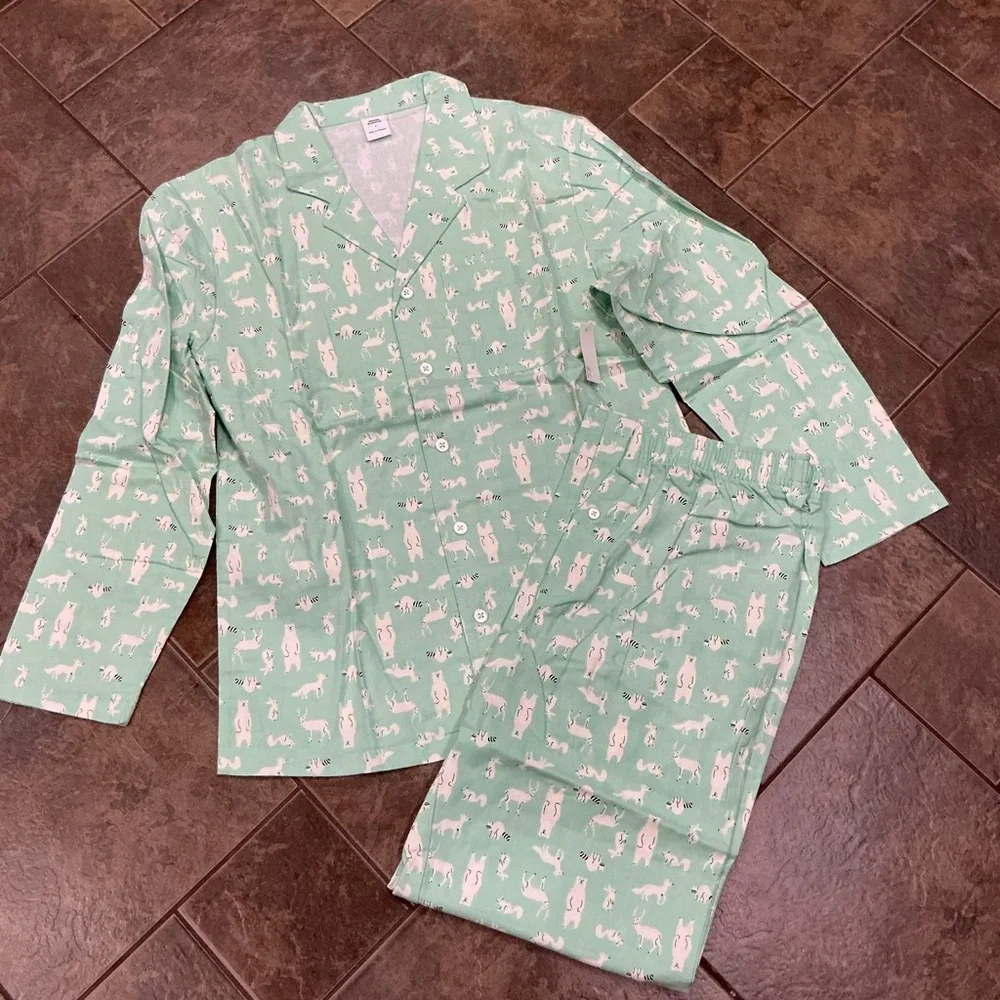 🔥Get 4 items-$30🔥 Men’s light Green Pajamas with animal Print - Picture 2 of 4